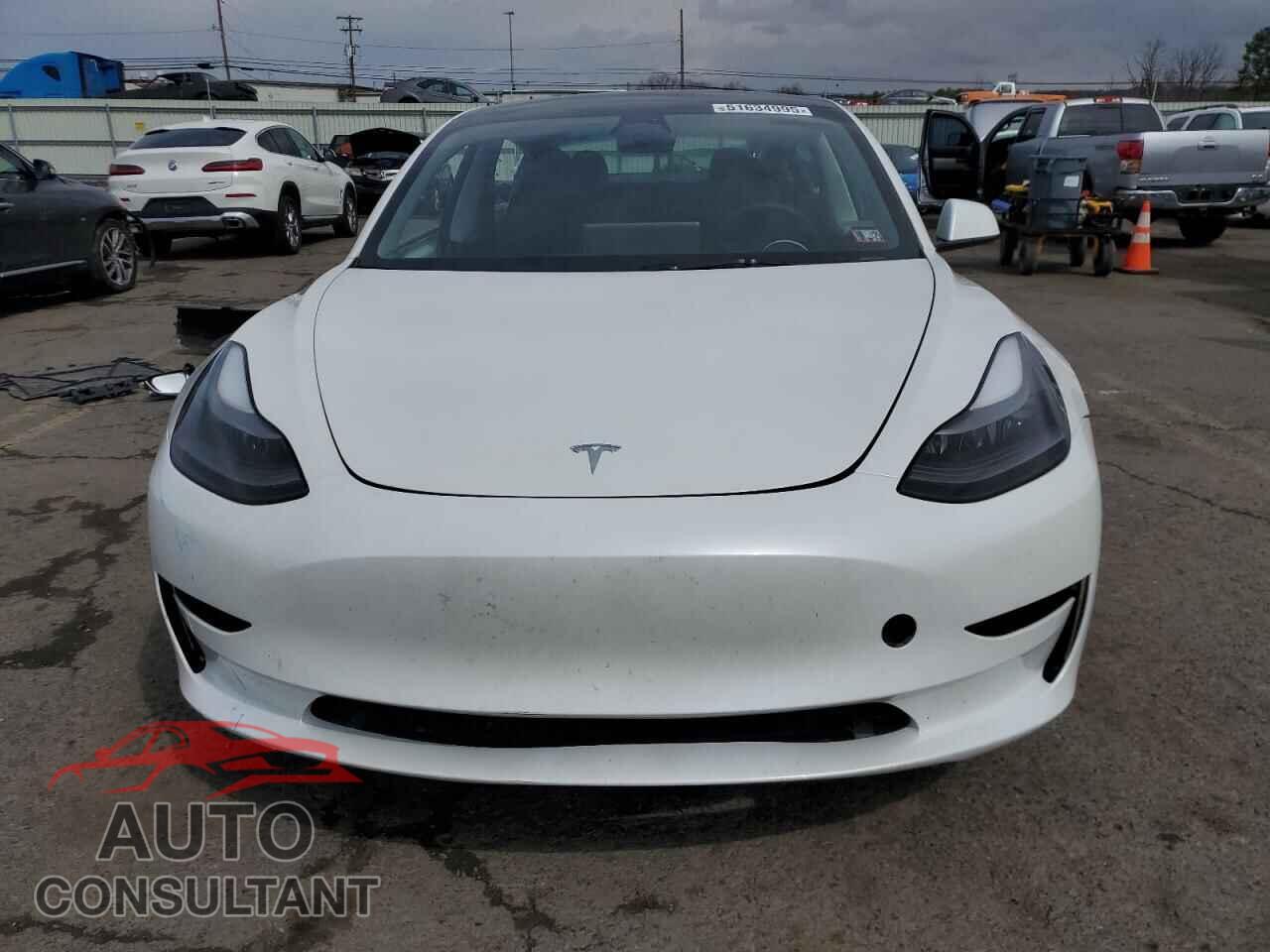 TESLA MODEL 3 2023 - 5YJ3E1EA3PF563318