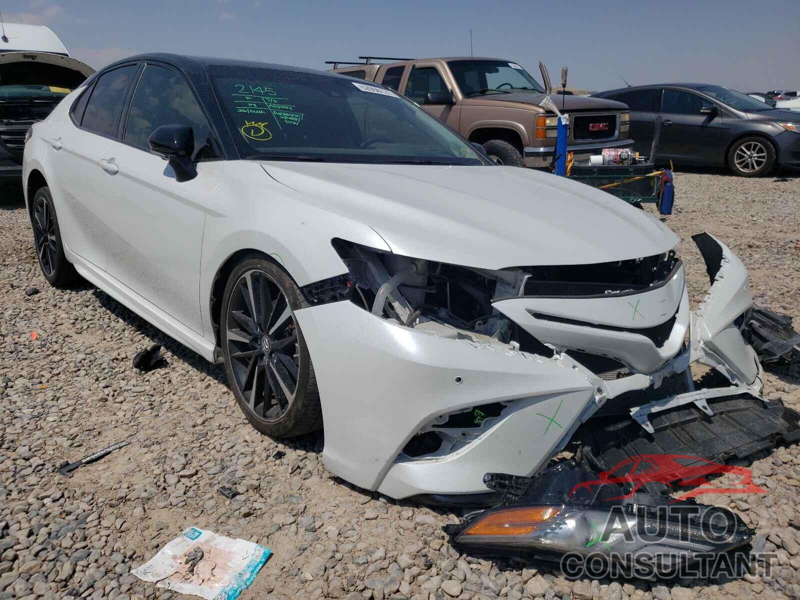 TOYOTA CAMRY 2018 - 4T1BZ1HK4JU017352