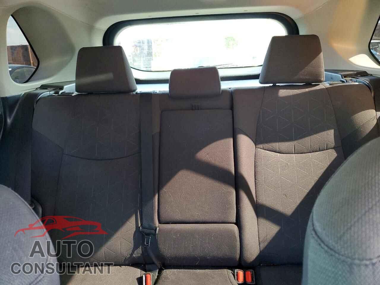 TOYOTA RAV4 2019 - 2T3RWRFV9KW043473