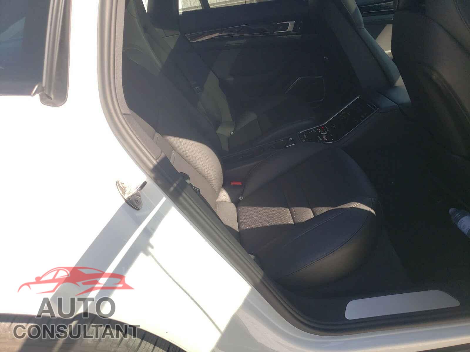 PORSCHE PANAMERA 2020 - WP0AA2A76LL102849