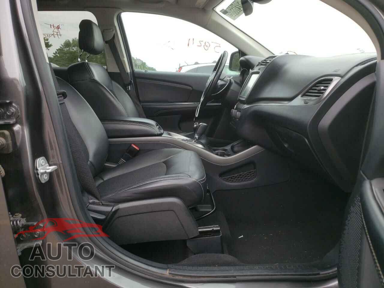 DODGE JOURNEY 2020 - 3C4PDCGB1LT201103
