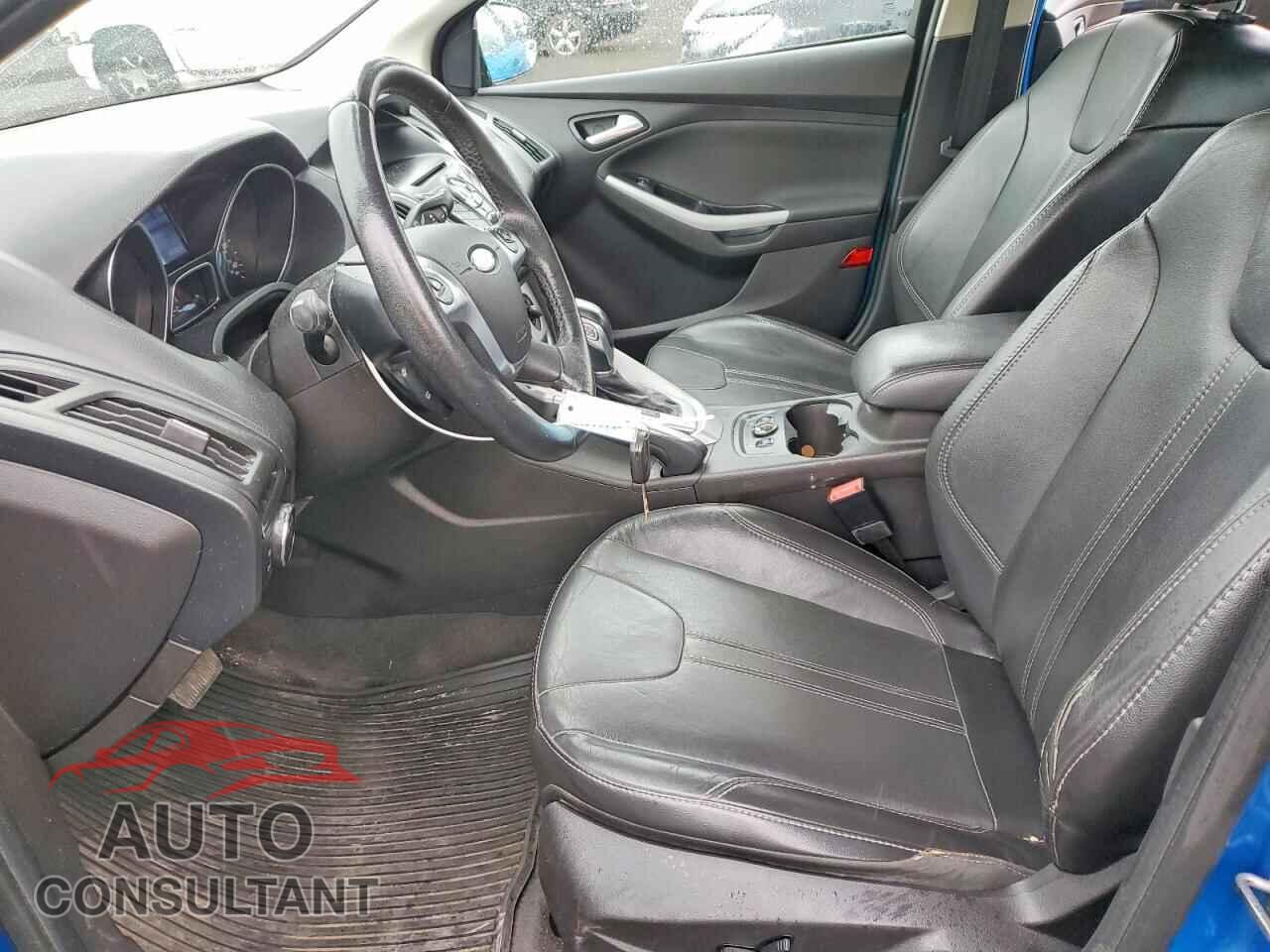 FORD FOCUS 2014 - 1FADP3F2XEL101520
