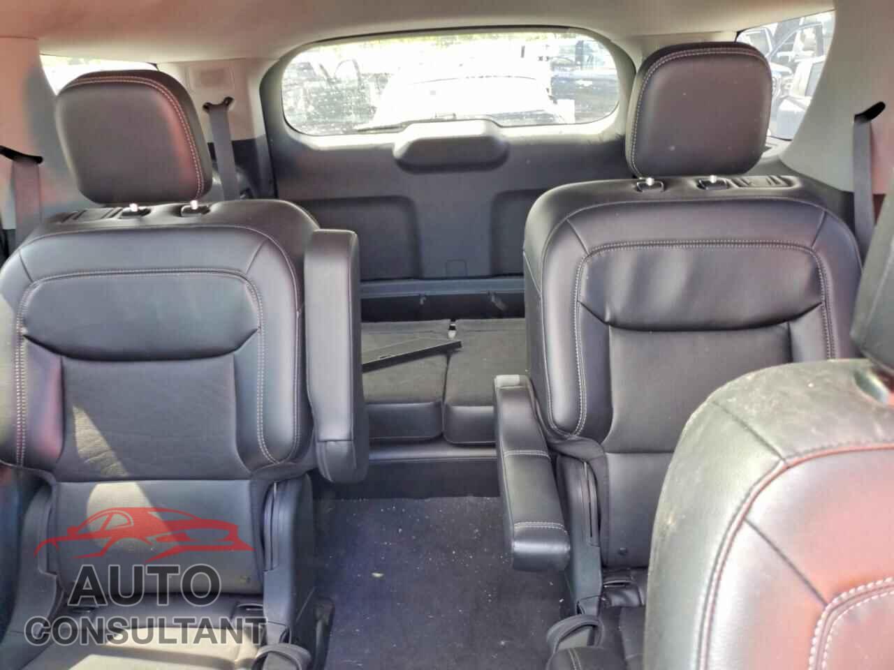 FORD EXPLORER 2023 - 1FMSK7FH2PGB48737