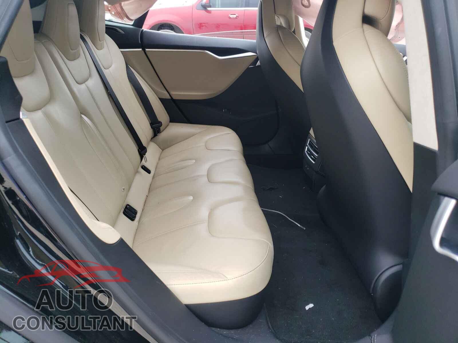 TESLA MODEL S 2017 - 5YJSA1E28HF204404
