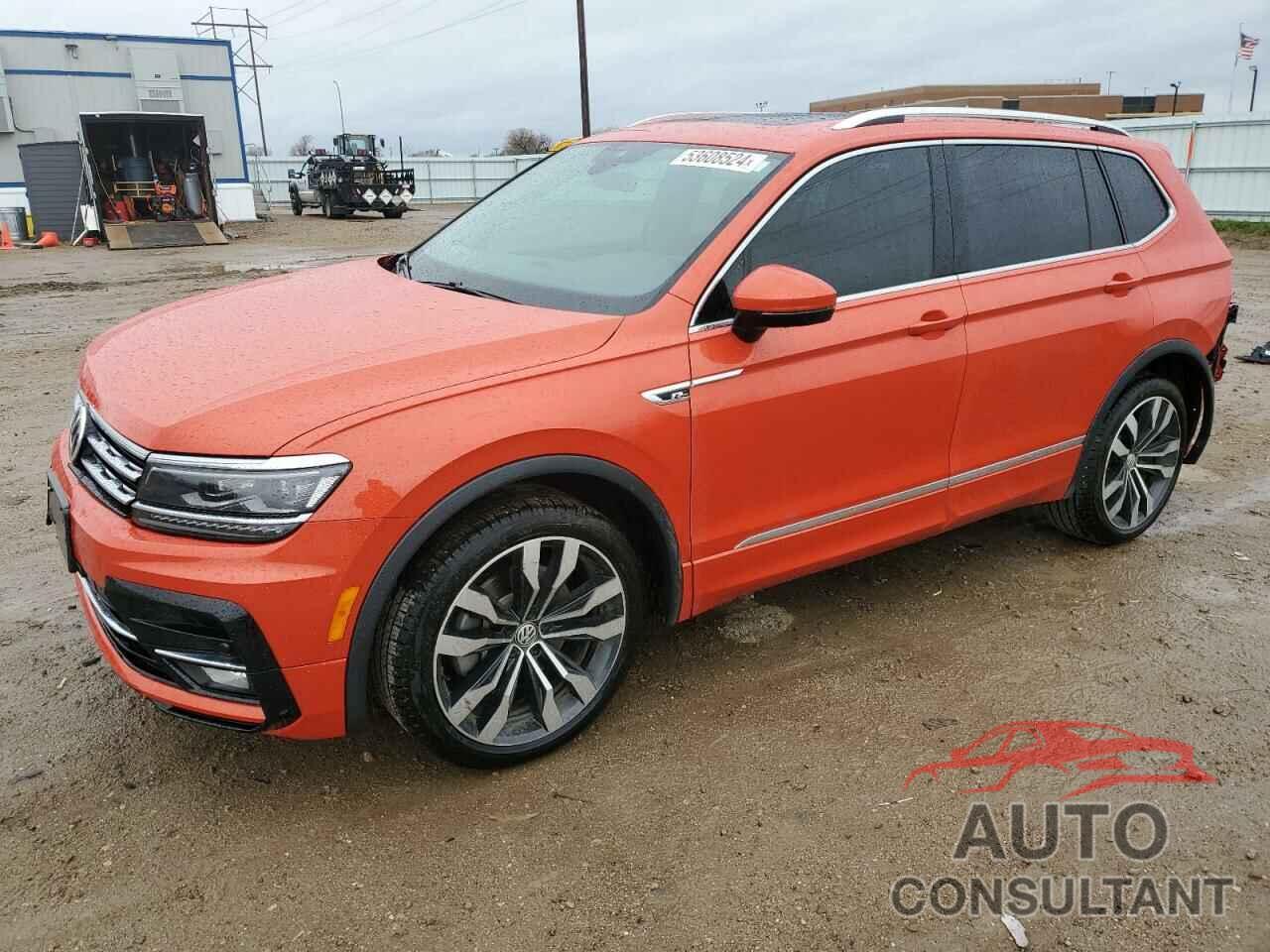 VOLKSWAGEN TIGUAN 2018 - 3VV4B7AX9JM166291