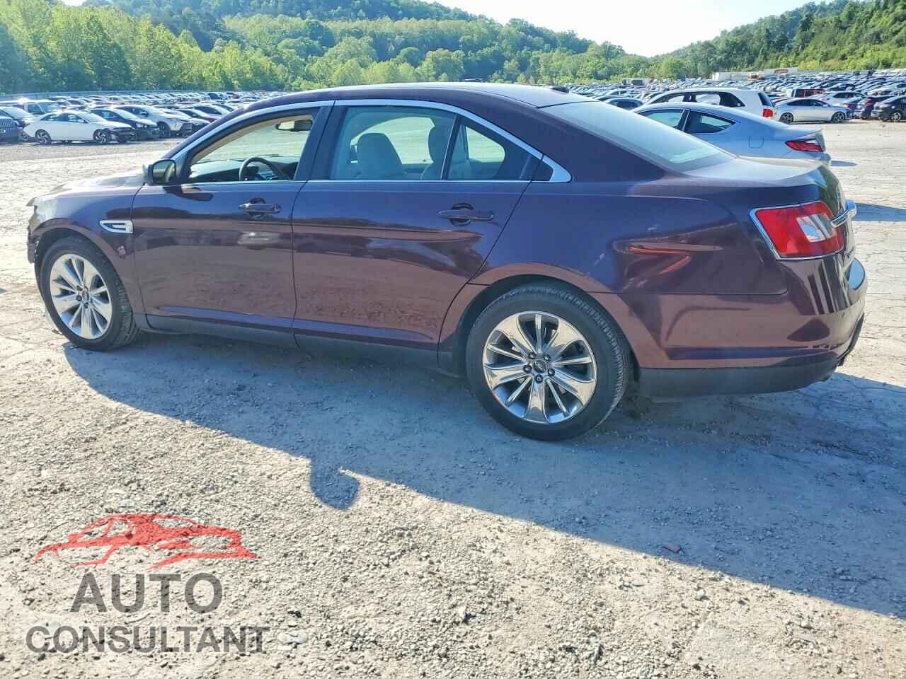 FORD TAURUS 2011 - 1FAHP2FW2BG174464