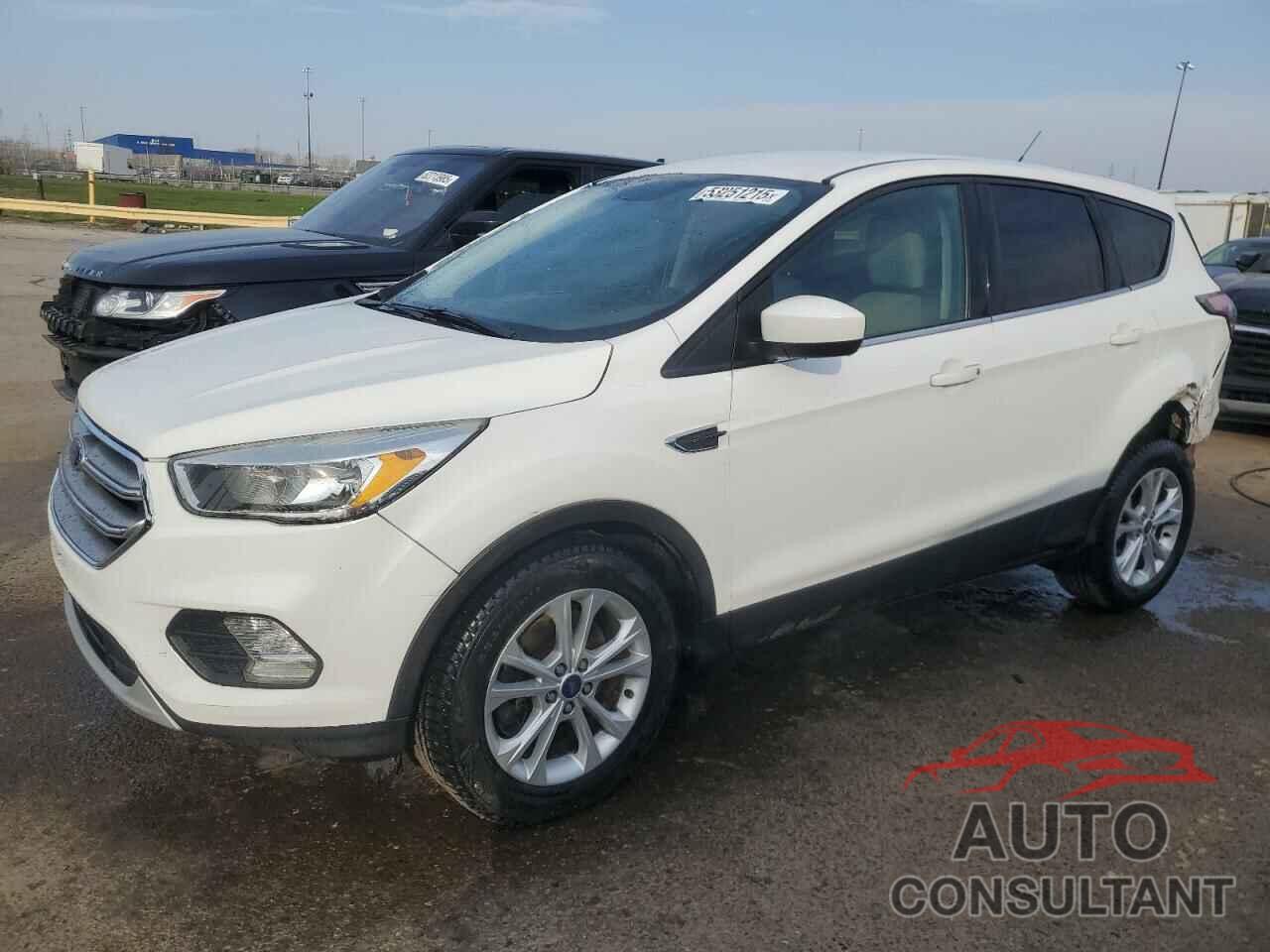 FORD ESCAPE 2017 - 1FMCU0G96HUB46442