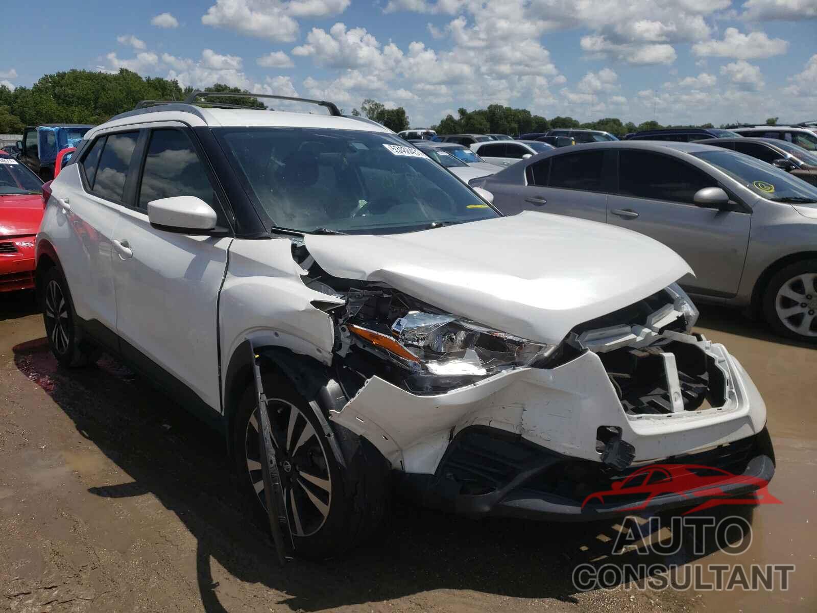 NISSAN KICKS 2018 - 3N1CP5CU6JL544689
