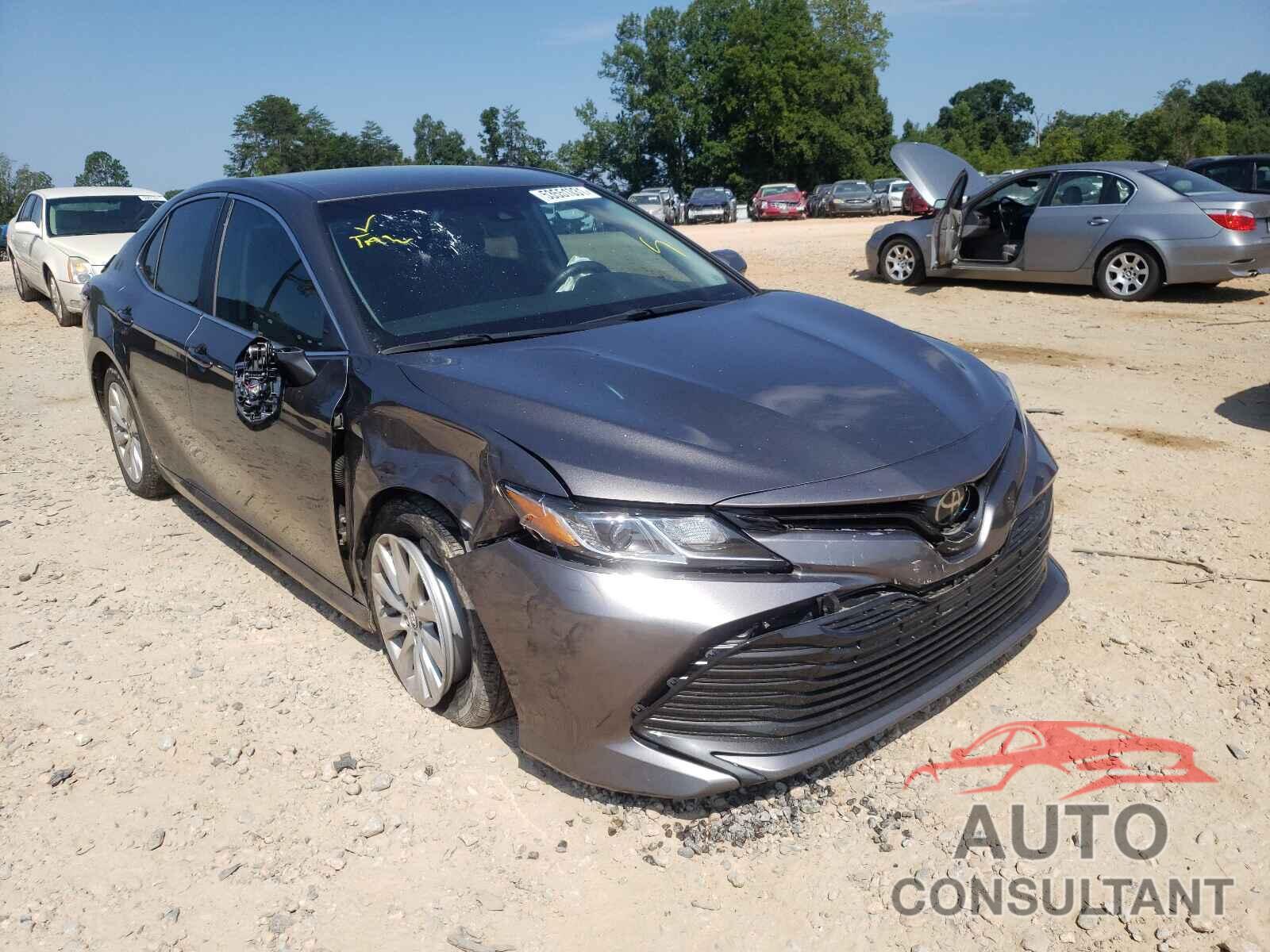 TOYOTA CAMRY 2018 - 4T1B11HK4JU599380