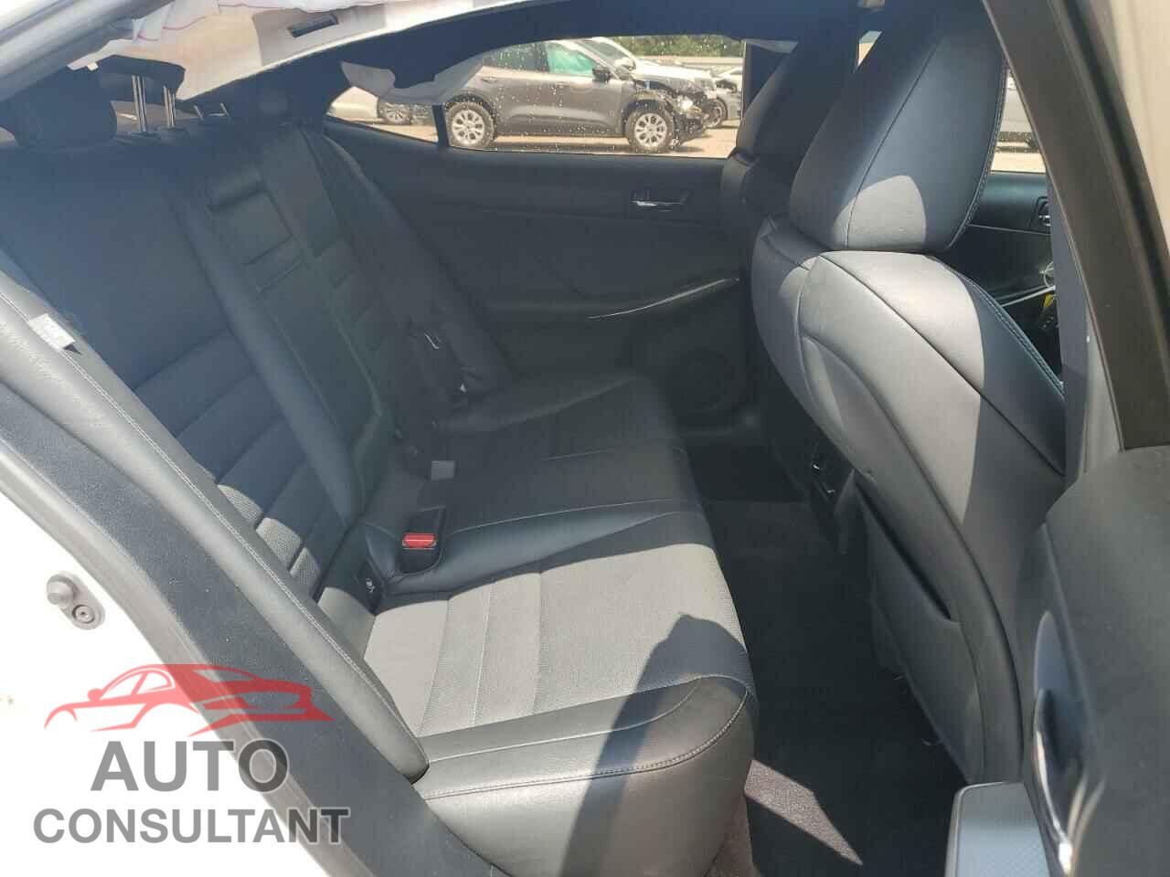 LEXUS IS 2014 - JTHBF1D29E5034357