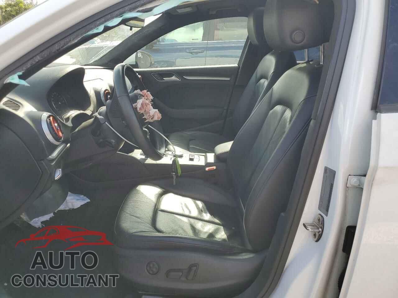 AUDI A3 2017 - WAUAUGFF1H1052219
