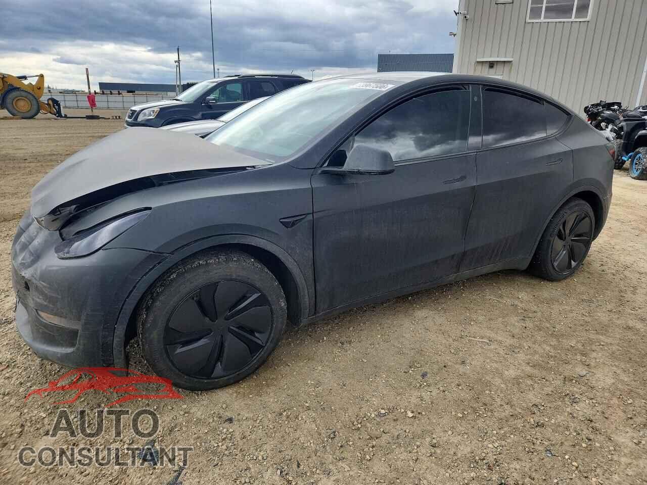 TESLA MODEL Y 2023 - LRWYGDFD3PC057864