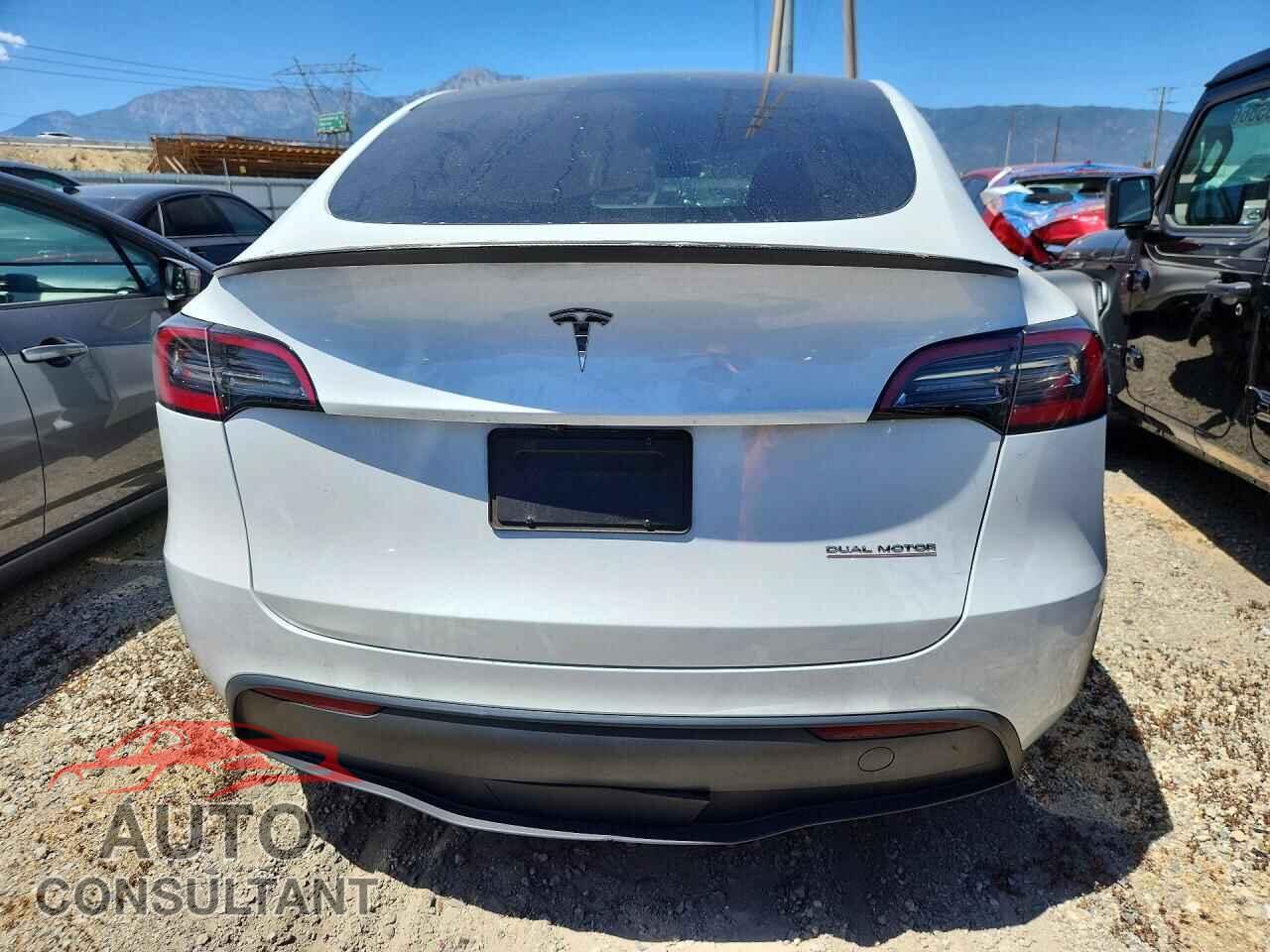 TESLA MODEL Y 2023 - 7SAYGDEF7PF836731