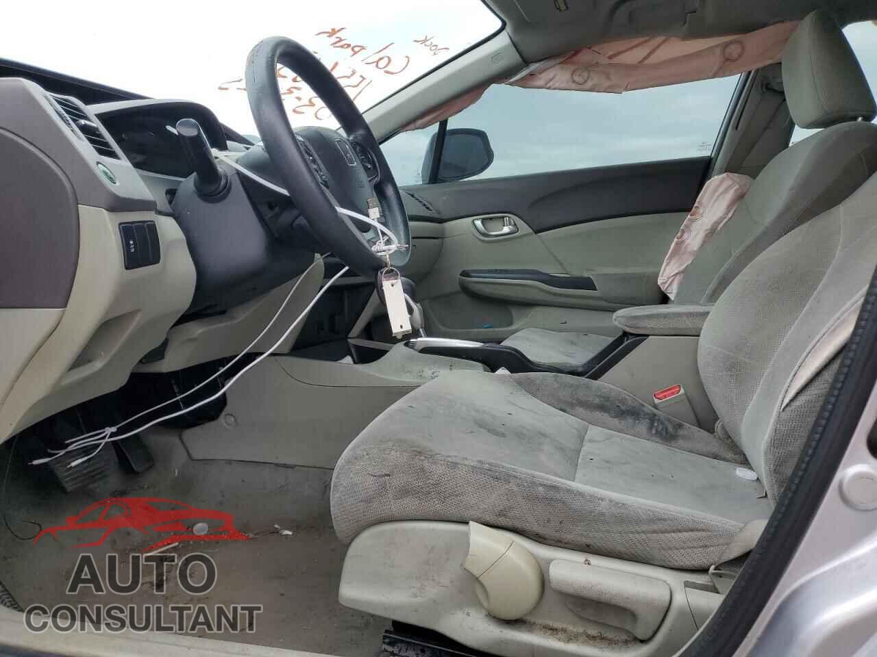 HONDA CIVIC 2012 - 19XFB2F86CE093504
