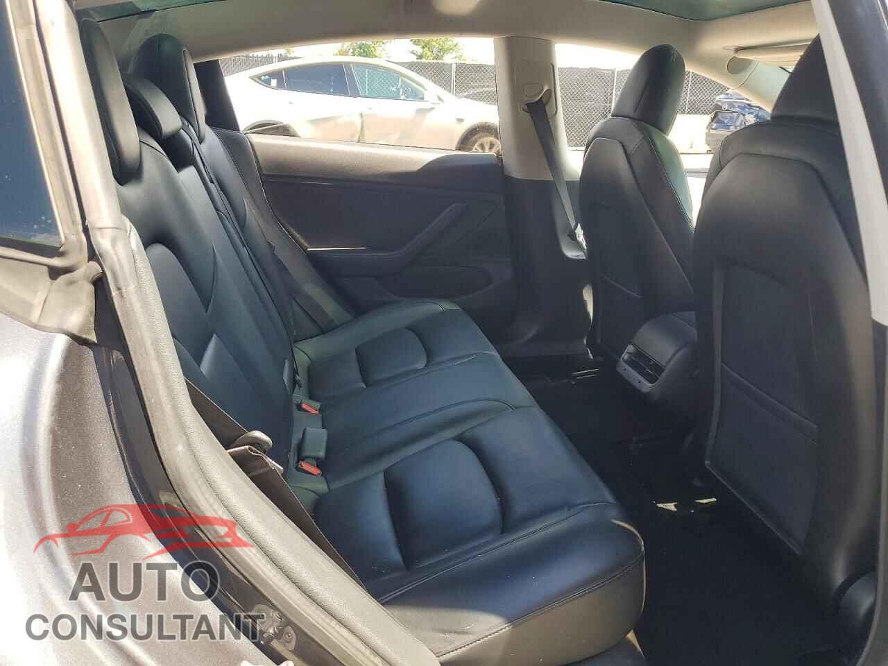 TESLA MODEL 3 2020 - 5YJ3E1EB3LF620085