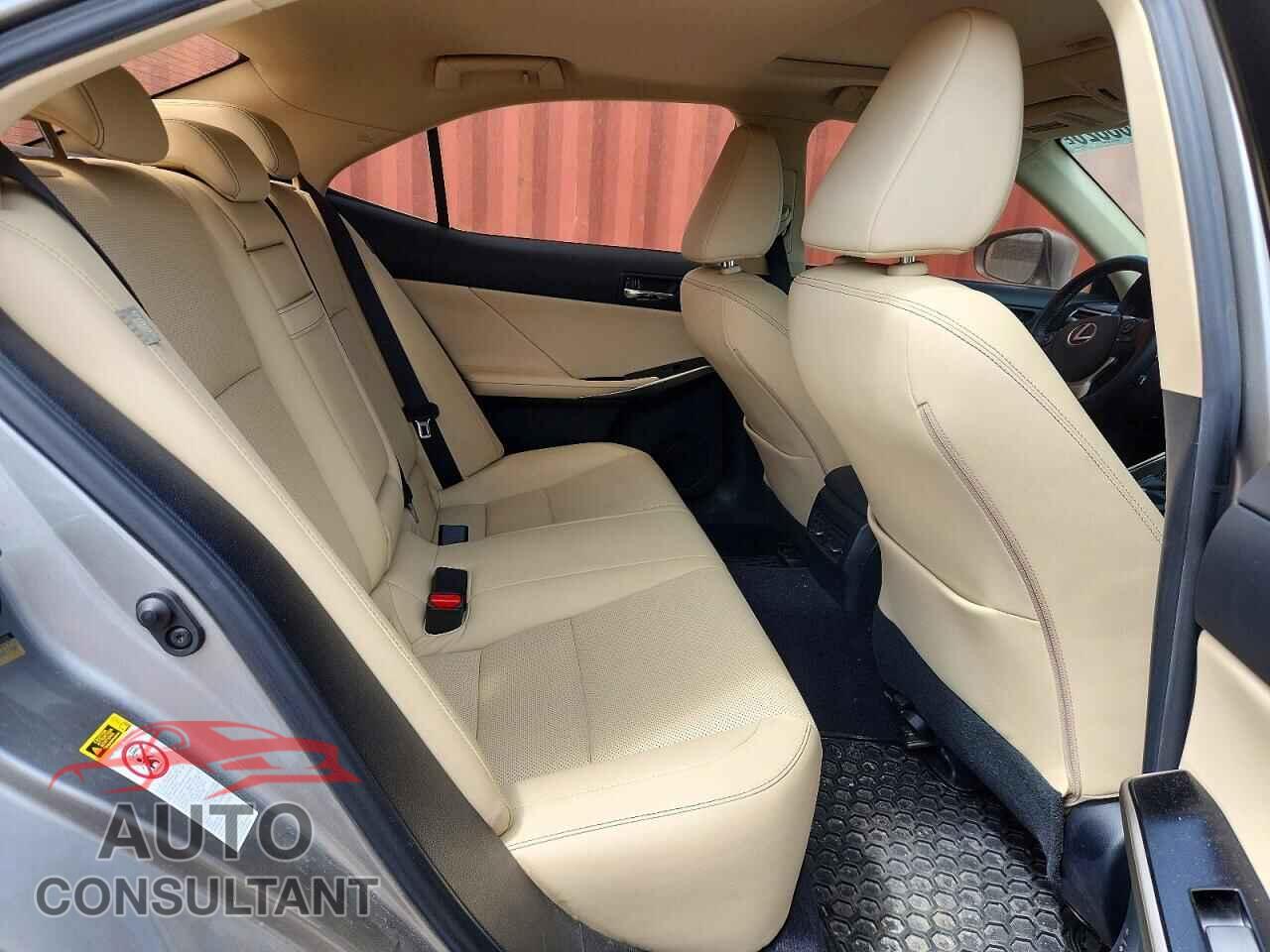 LEXUS IS 2014 - JTHCF1D26E5009033