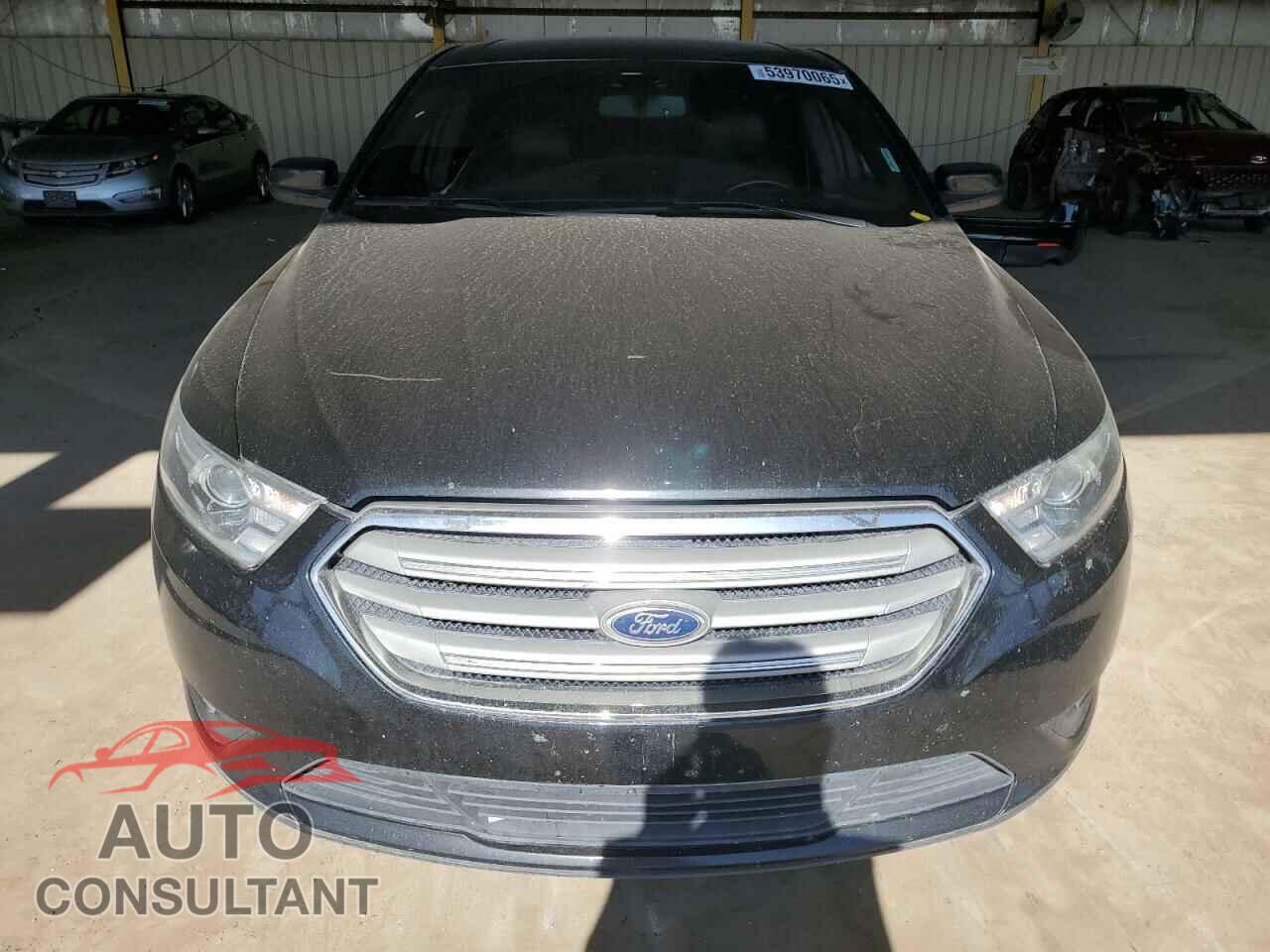 FORD TAURUS 2015 - 1FAHP2E82FG132241