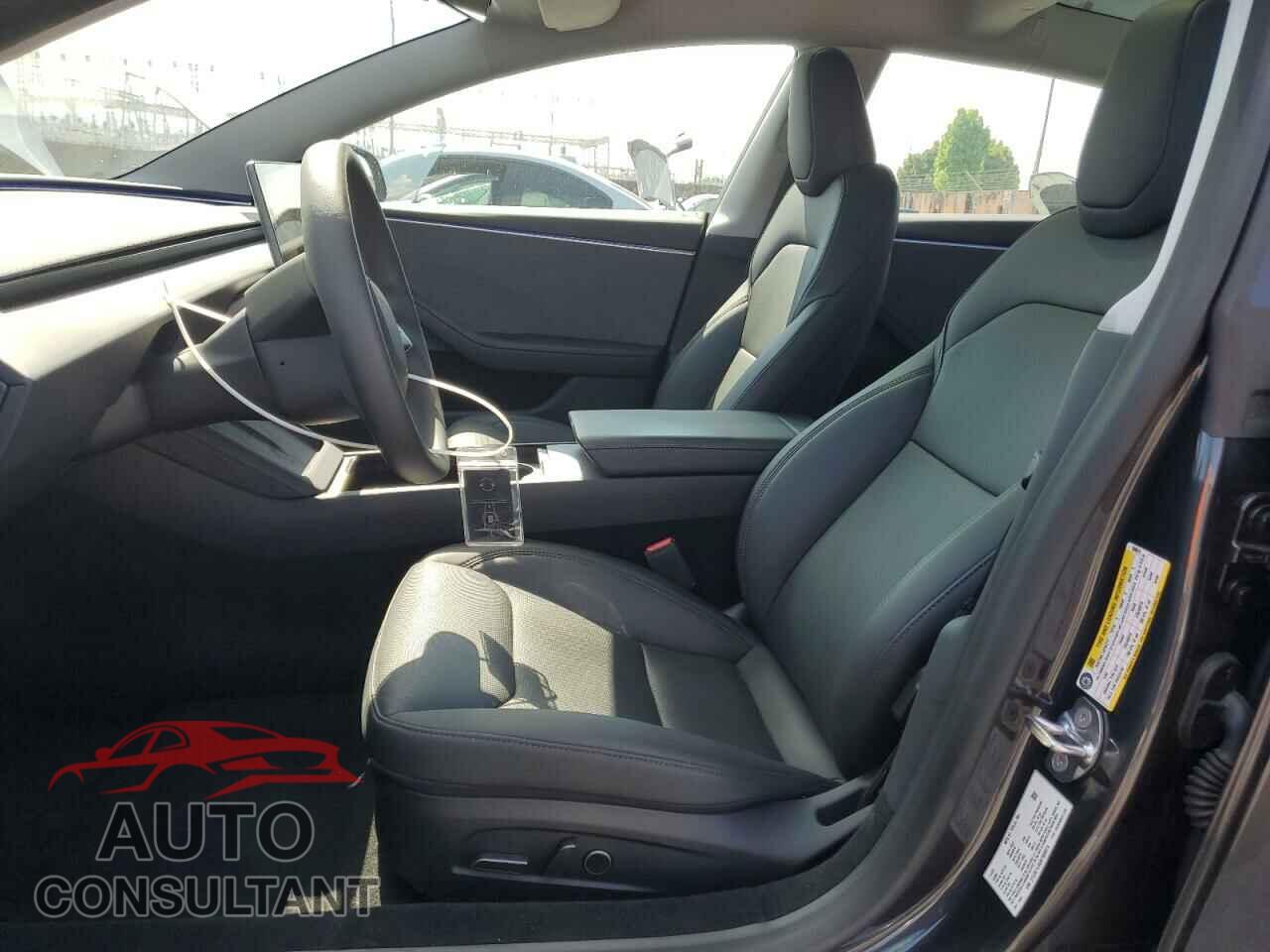 TESLA MODEL 3 2025 - 5YJ3E1EA6SF908074