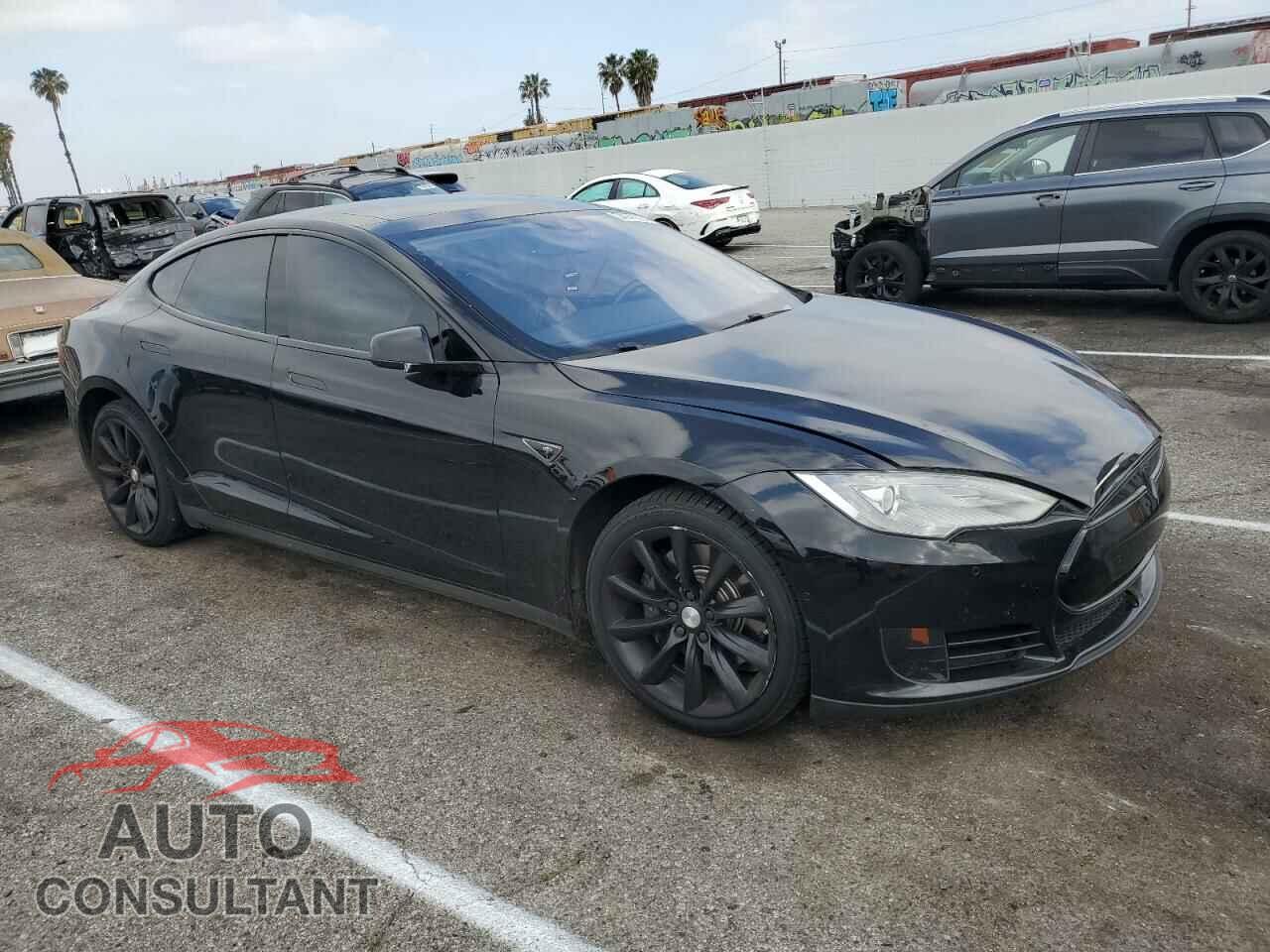 TESLA MODEL S 2016 - 5YJSA1E11GF122150