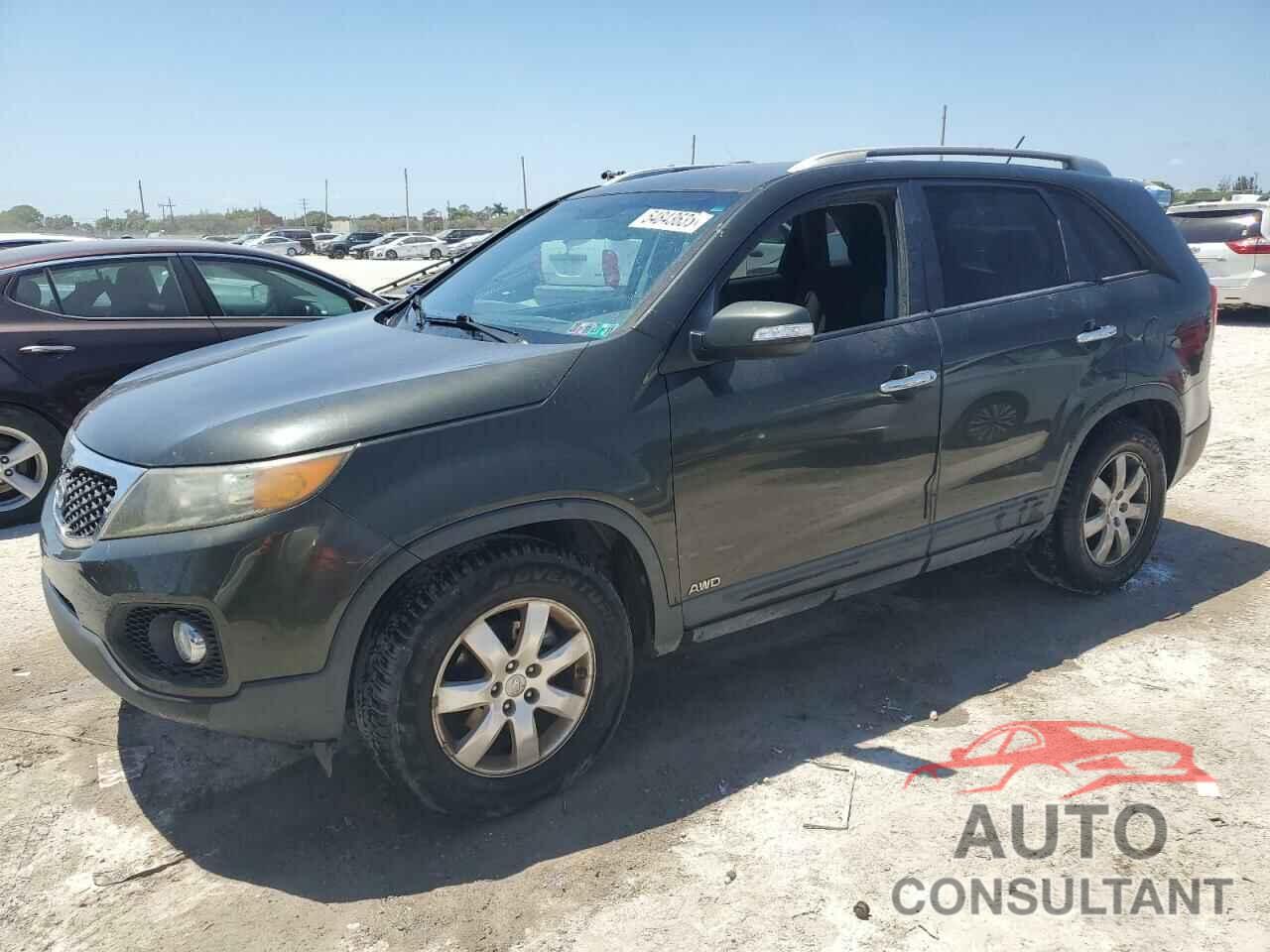 KIA SORENTO 2011 - 5XYKTCA10BG155041