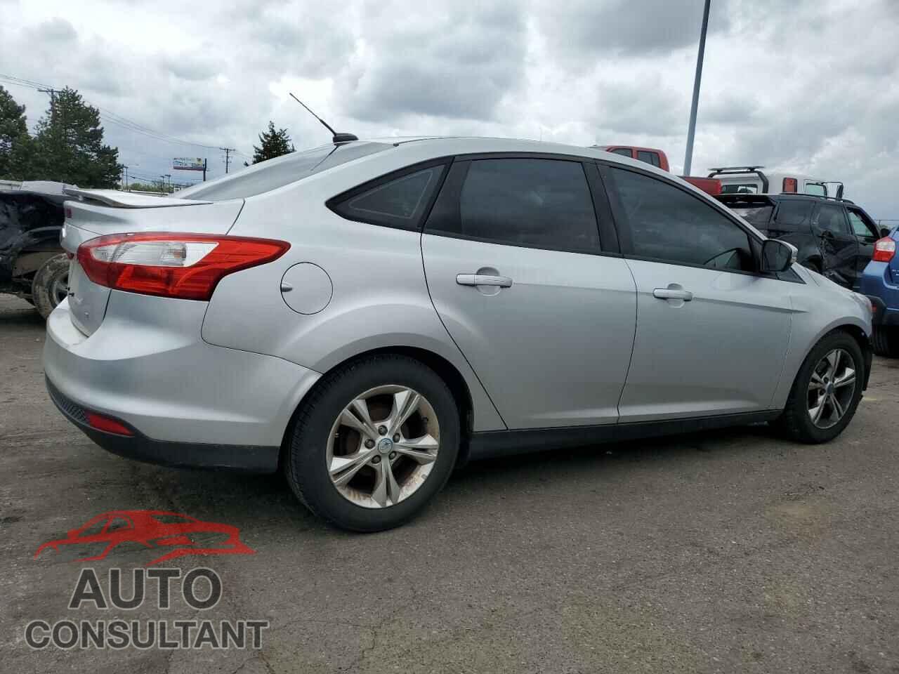 FORD FOCUS 2013 - 1FADP3F27DL212122