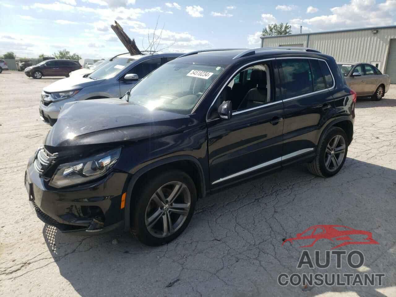 VOLKSWAGEN TIGUAN 2017 - WVGUV7AX7HK021995