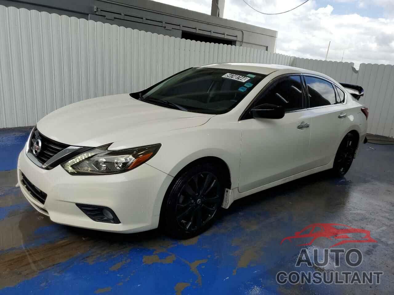 NISSAN ALTIMA 2017 - 1N4AL3AP1HC217355