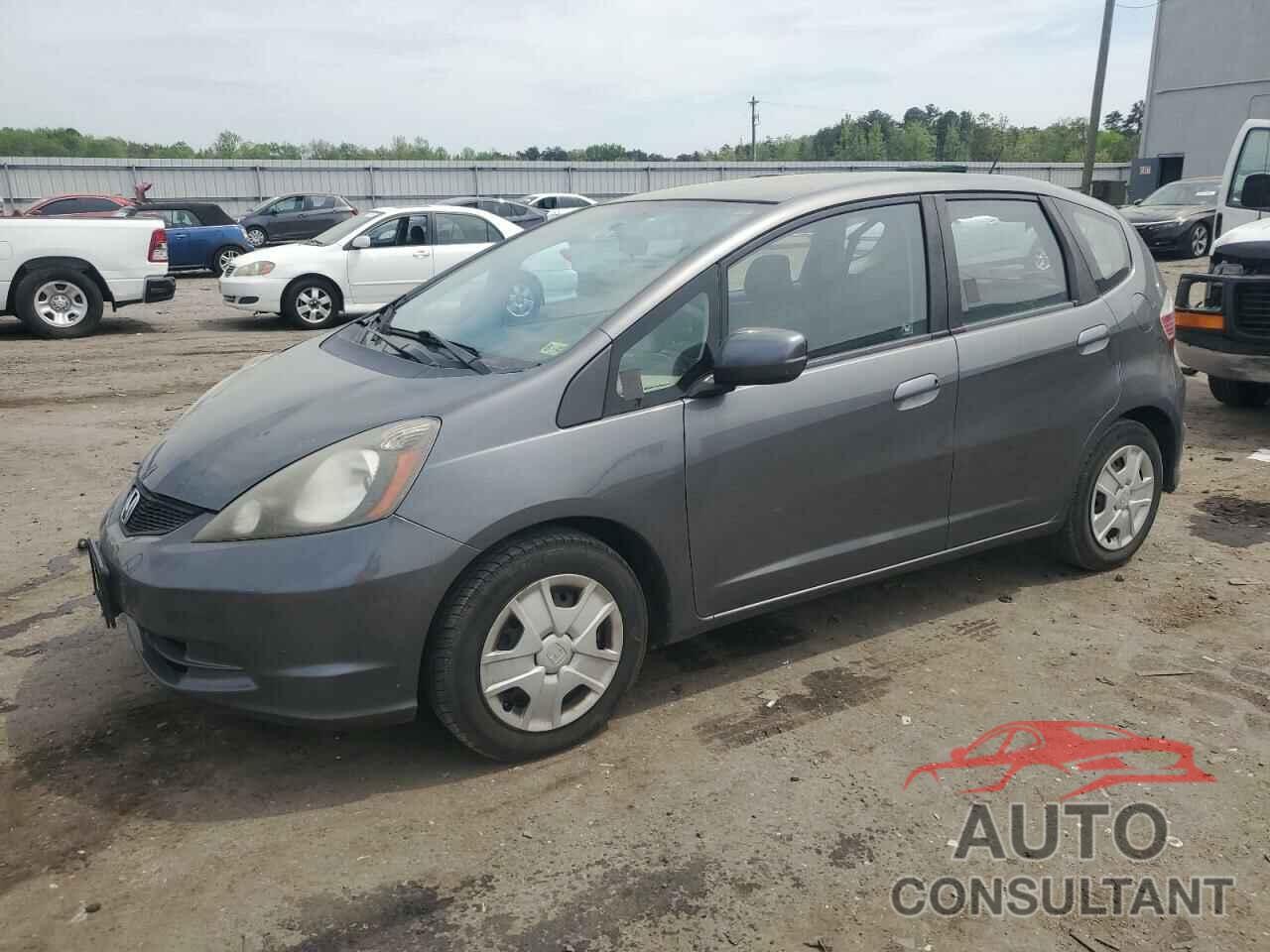 HONDA FIT 2013 - JHMGE8H32DC029693