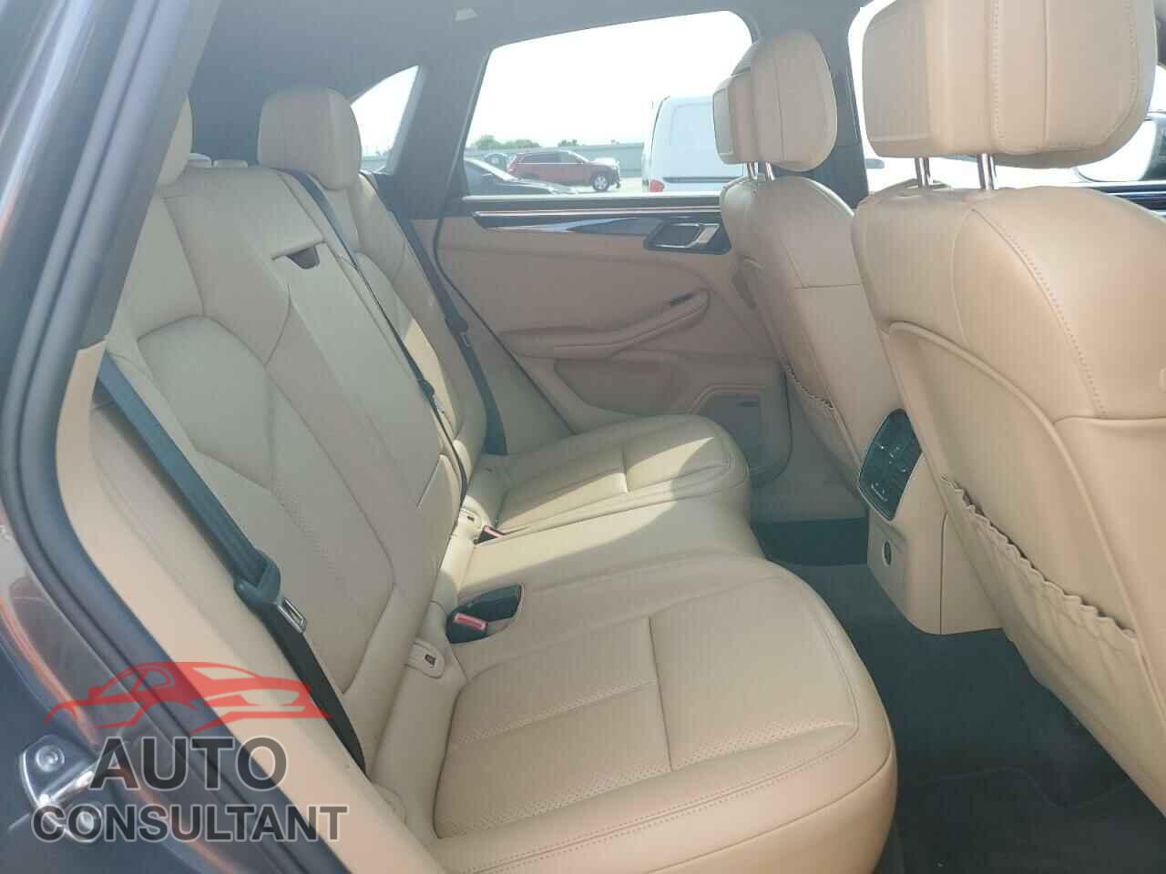 PORSCHE MACAN 2017 - WP1AB2A56HLB18082