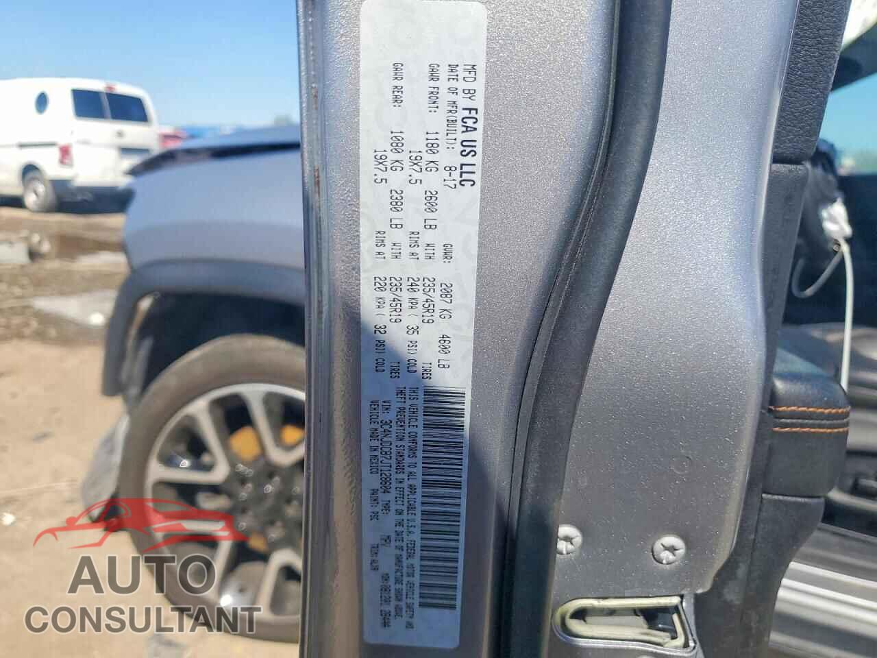 JEEP COMPASS 2018 - 3C4NJDCB7JT128604