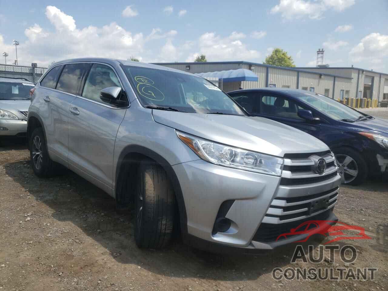 TOYOTA HIGHLANDER 2018 - 5TDBZRFH9JS911135