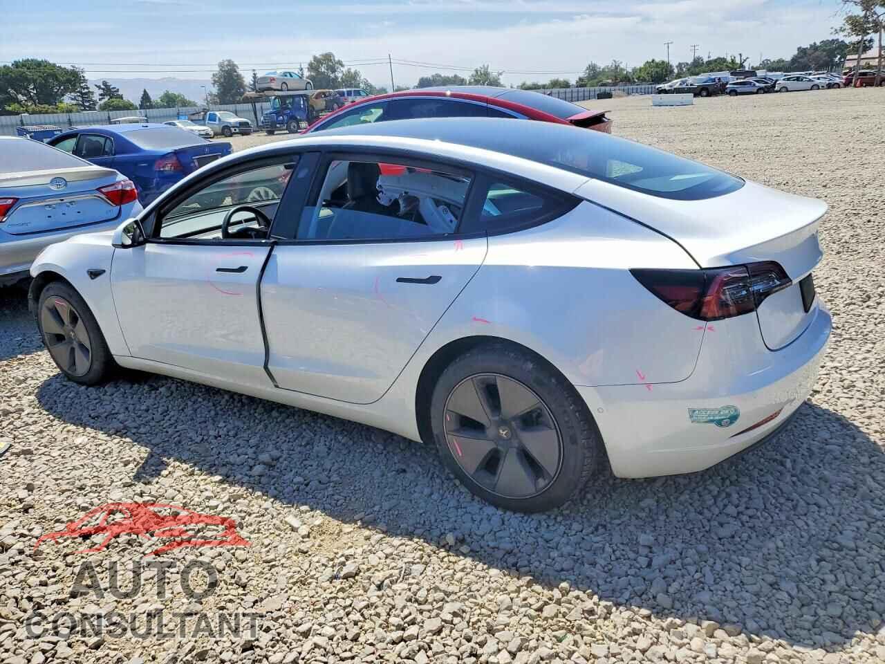TESLA MODEL 3 2021 - 5YJ3E1EA4MF870699