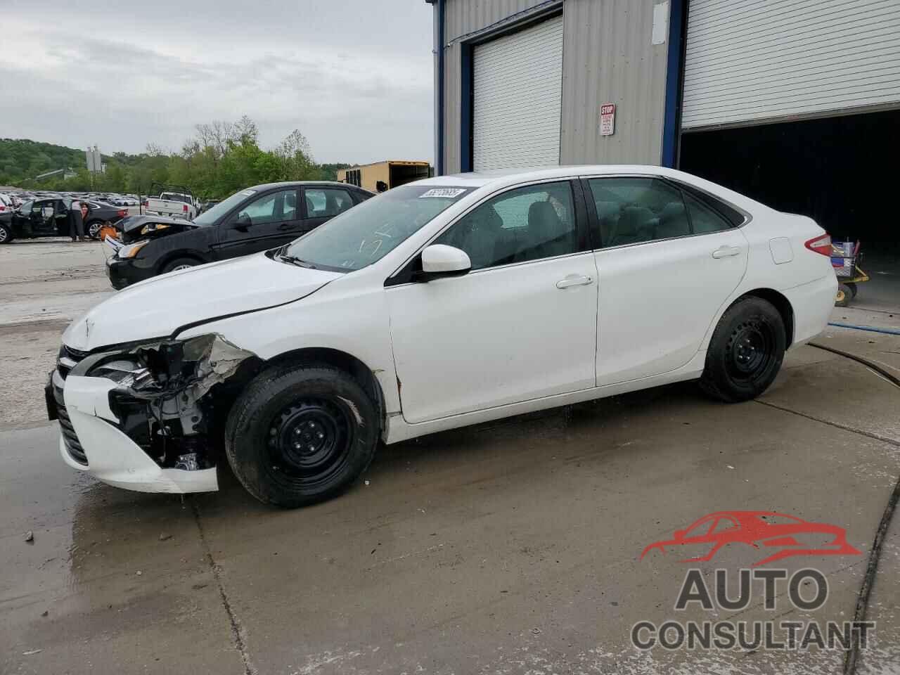 TOYOTA CAMRY 2016 - 4T4BF1FK3GR580452