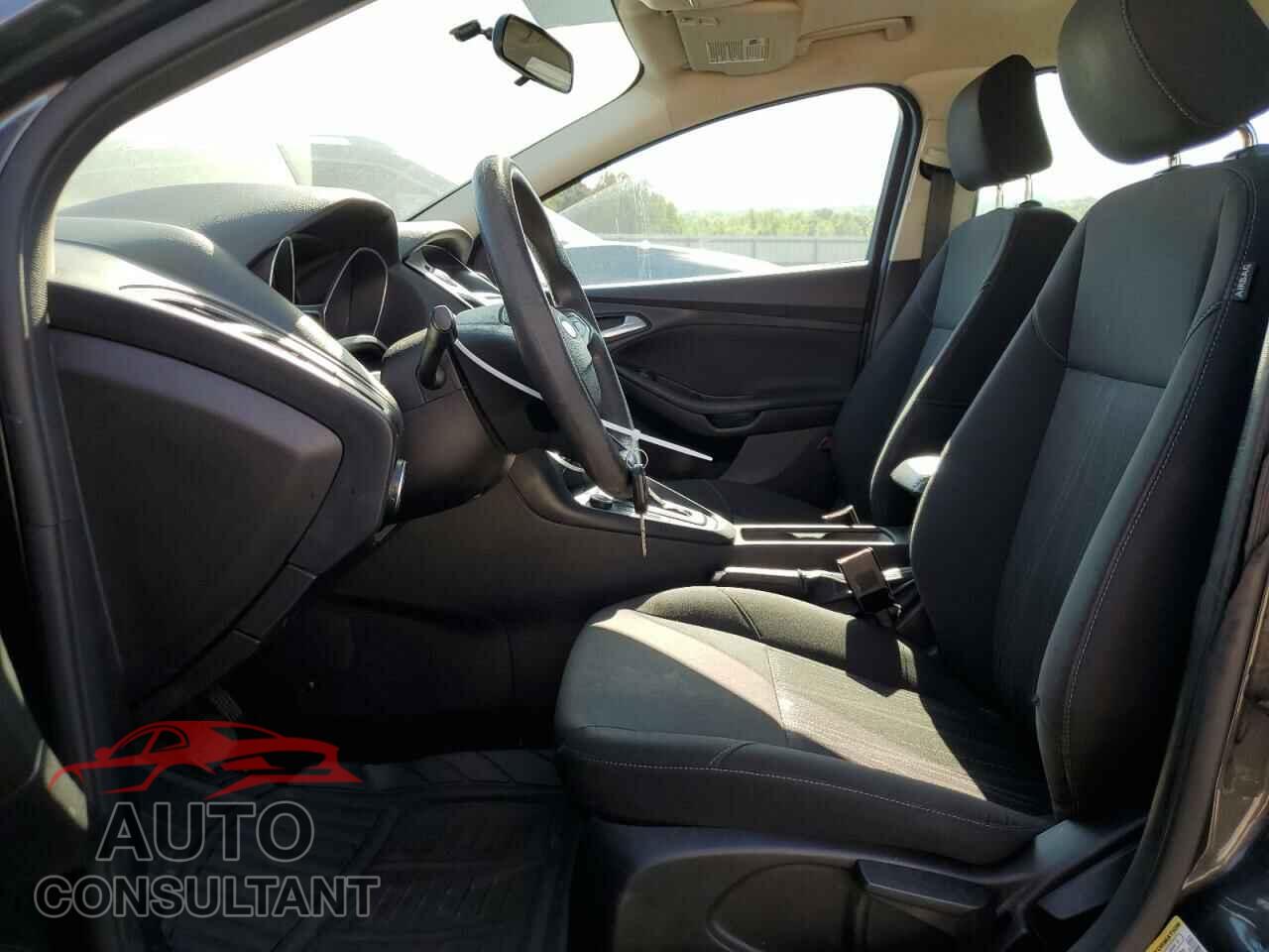 FORD FOCUS 2015 - 1FADP3F26FL253098
