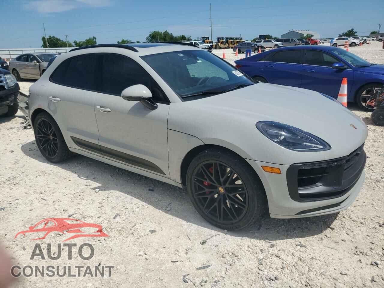 PORSCHE MACAN 2022 - WP1AF2A56NLB31575