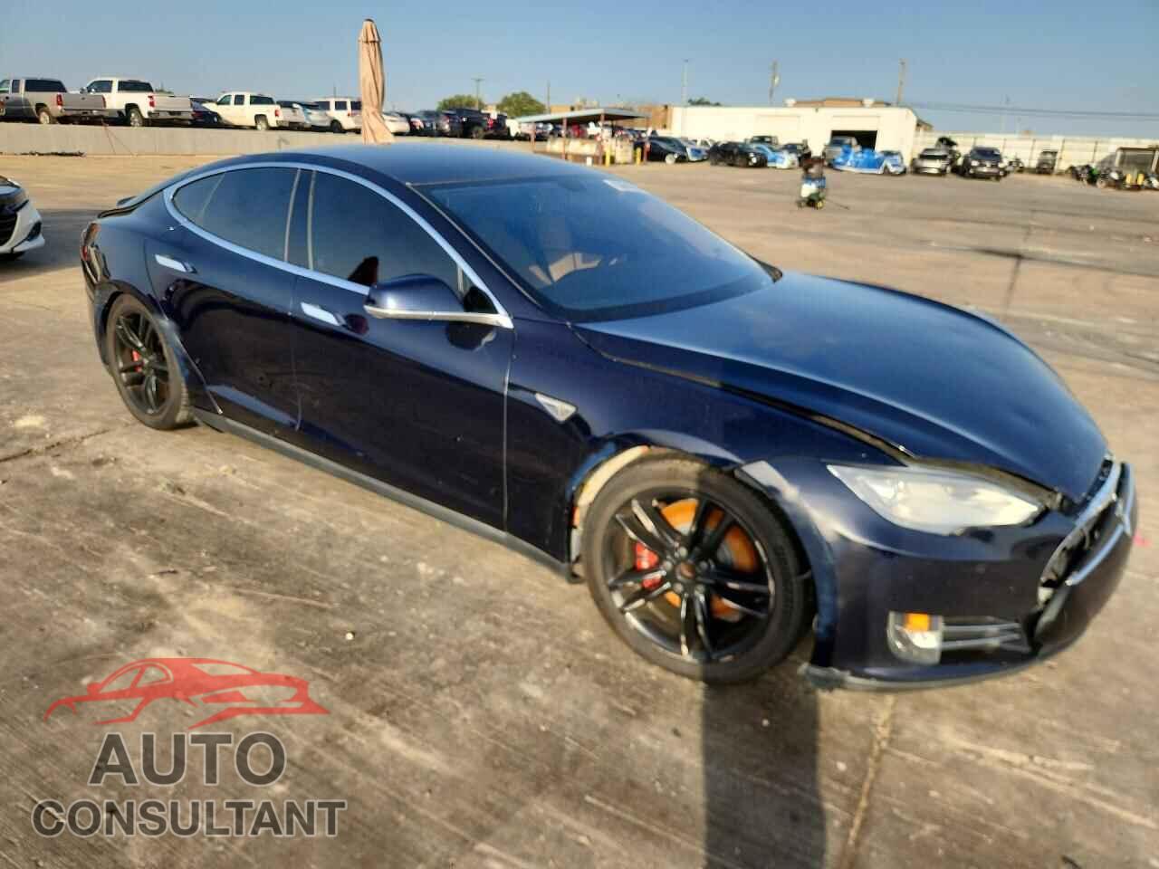 TESLA MODEL S 2013 - 5YJSA1DP2DFP27697