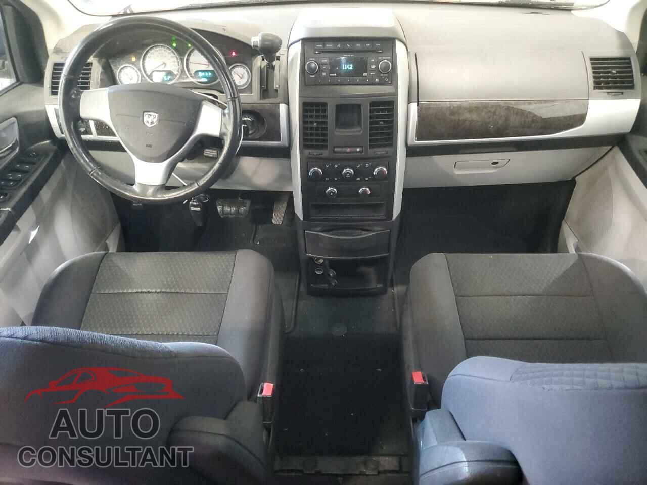 DODGE CARAVAN 2010 - 2D4RN5D1XAR268587