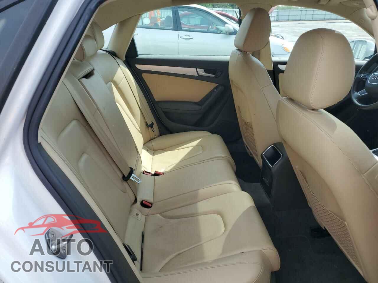 AUDI A4 2013 - WAUBFAFL7DN032237