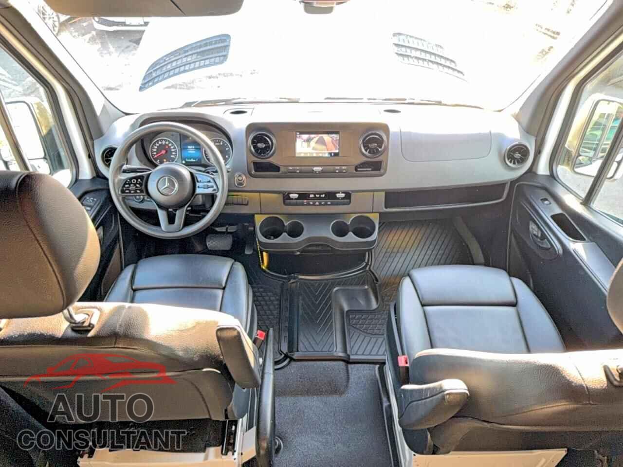 MERCEDES-BENZ SPRINTER 2021 - W1Y4ECHY4MT076870