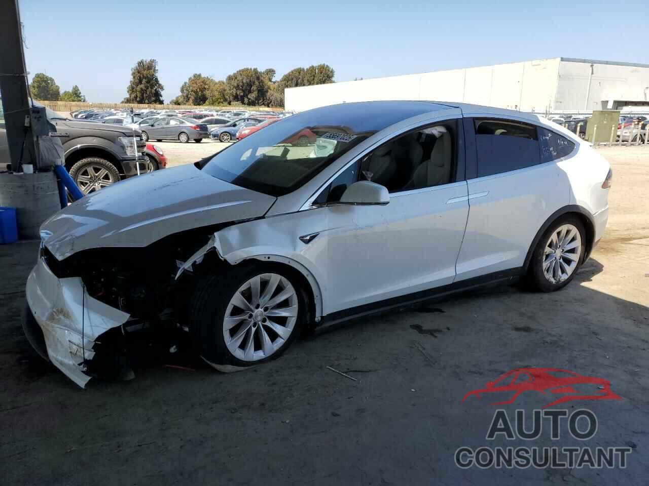 TESLA MODEL X 2018 - 5YJXCBE23JF089402