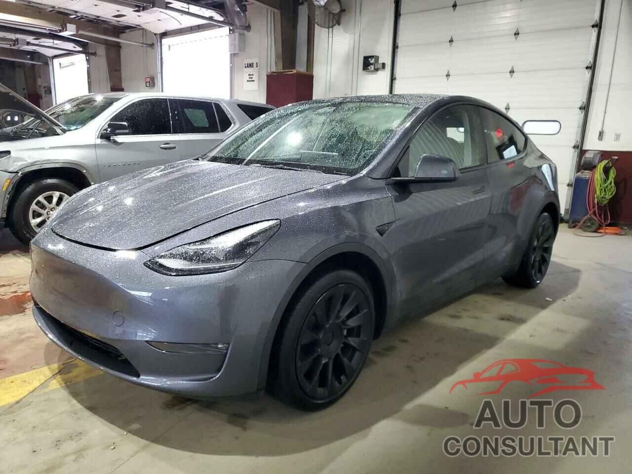 TESLA MODEL Y 2023 - 7SAYGDEE8PF814874