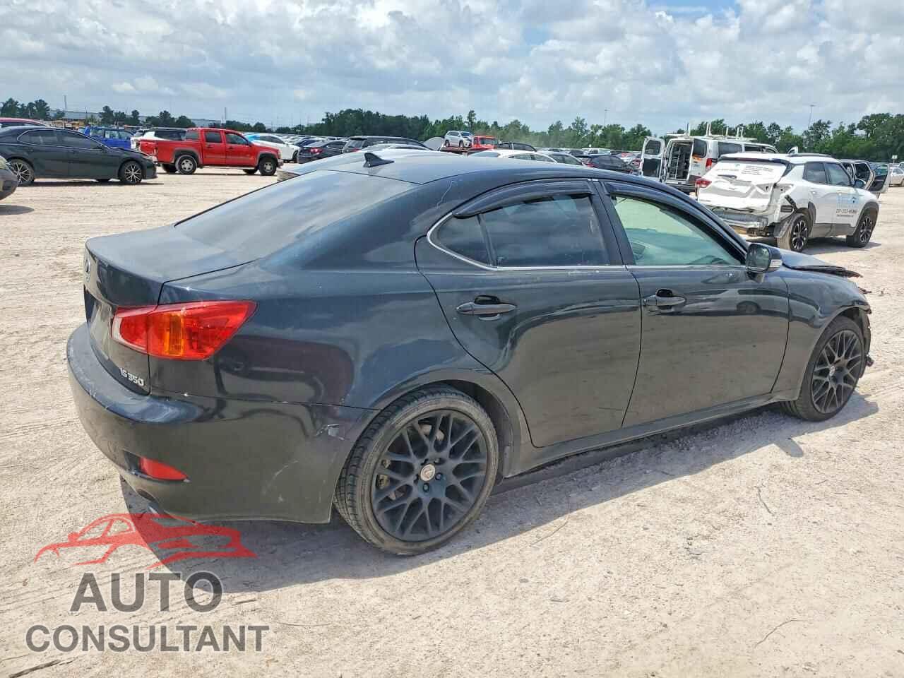 LEXUS IS 2009 - JTHBE262992017247