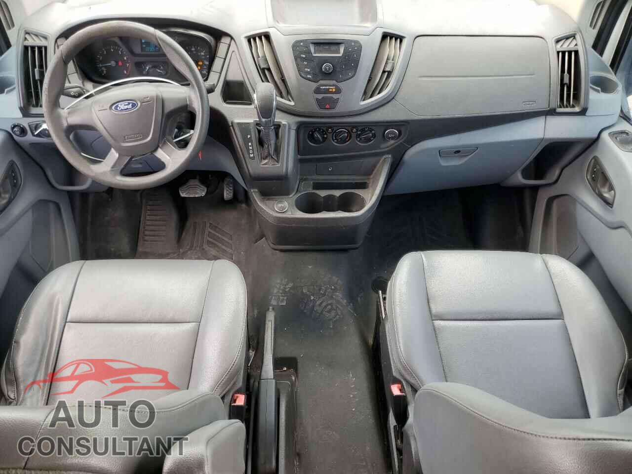 FORD TRANSIT 2019 - 1FTYR2CM1KKA09221