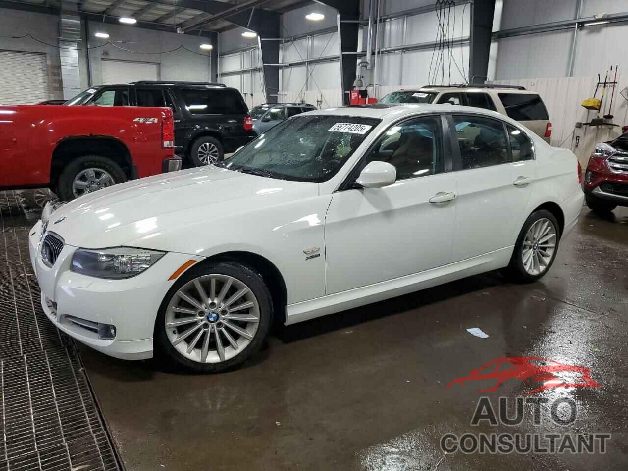 BMW 3 SERIES 2011 - WBAPL5G50BNN22456