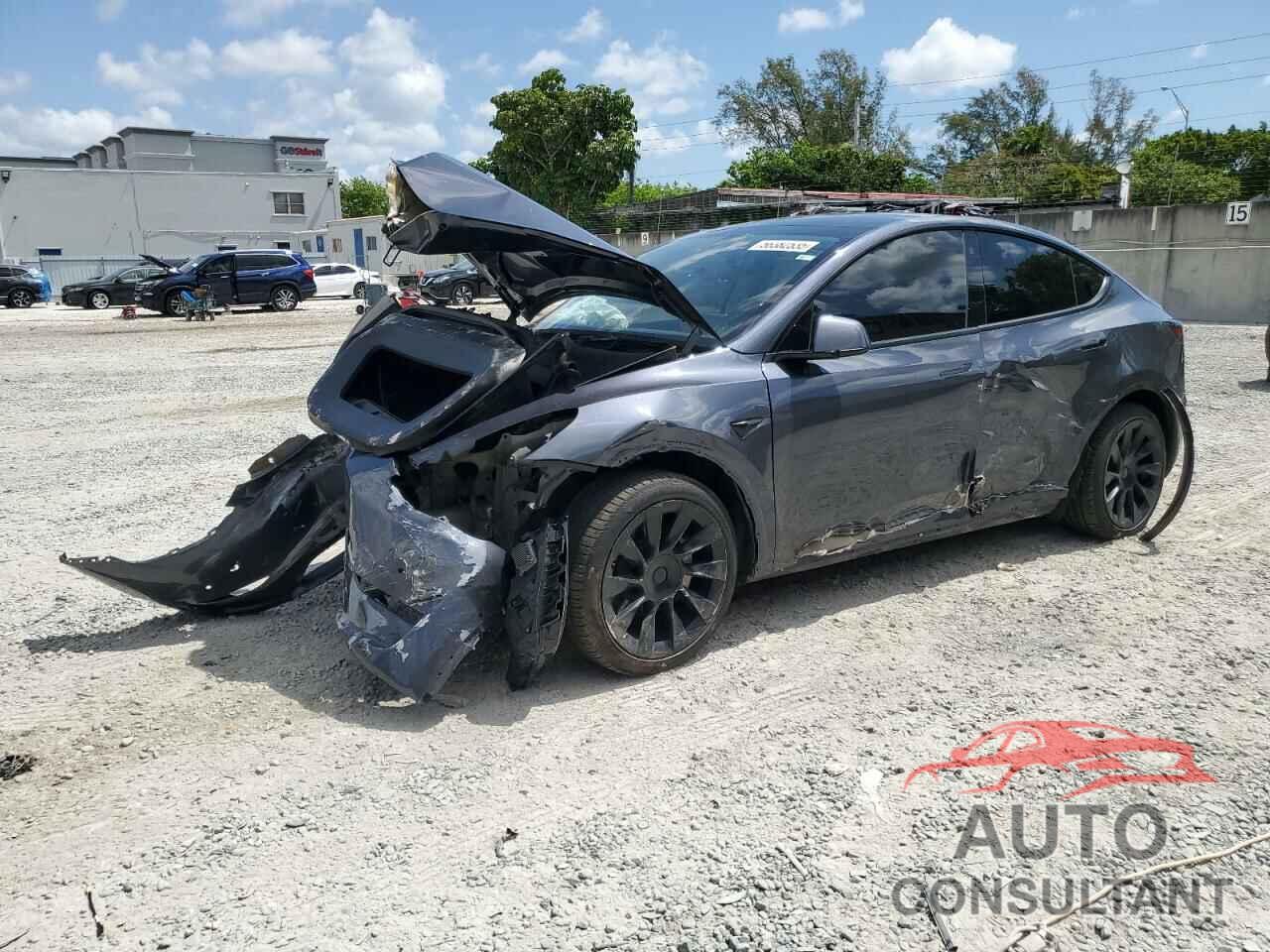 TESLA MODEL Y 2021 - 5YJYGAEE8MF208854