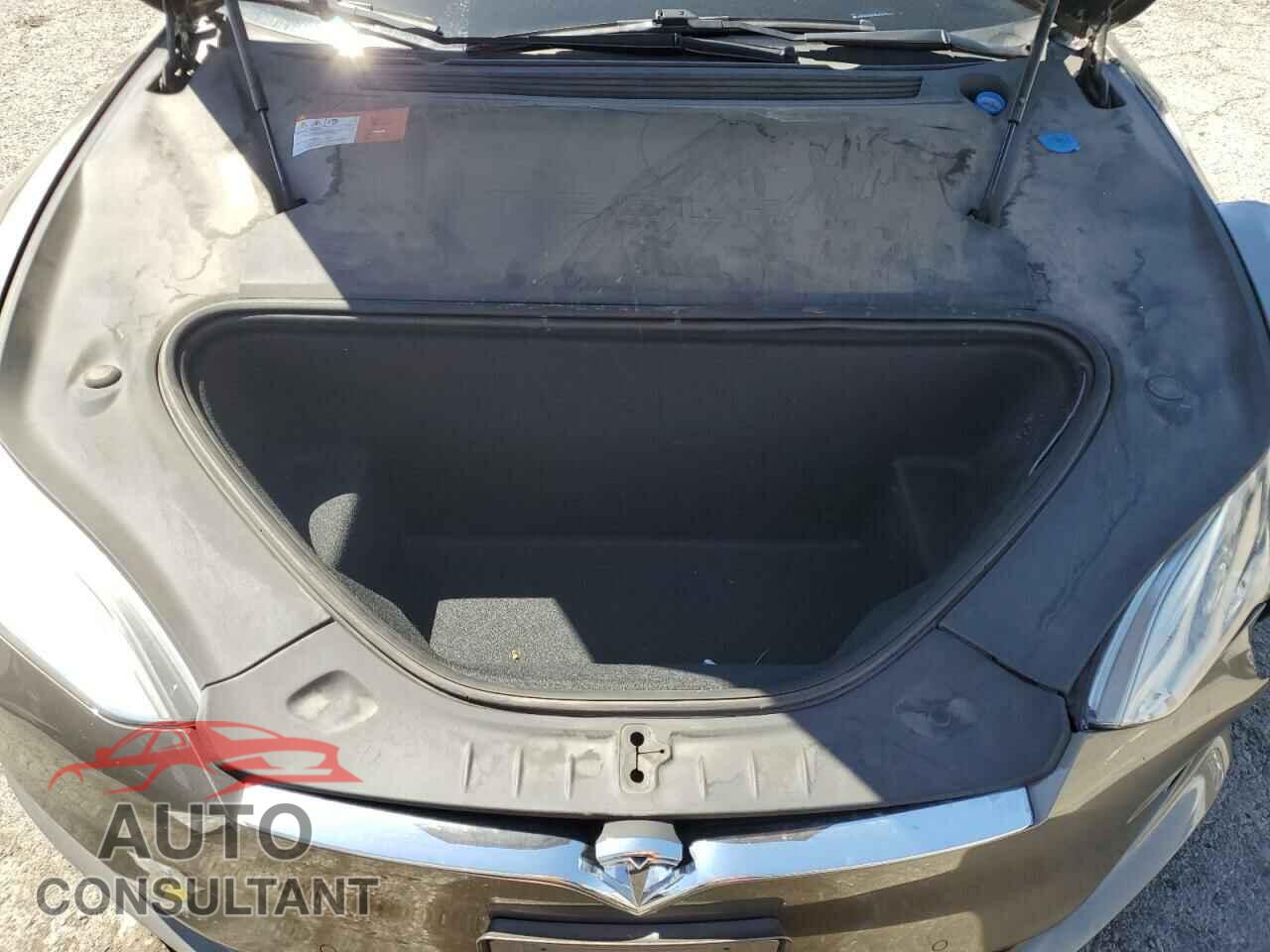 TESLA MODEL S 2016 - 5YJSA1E1XGF147239