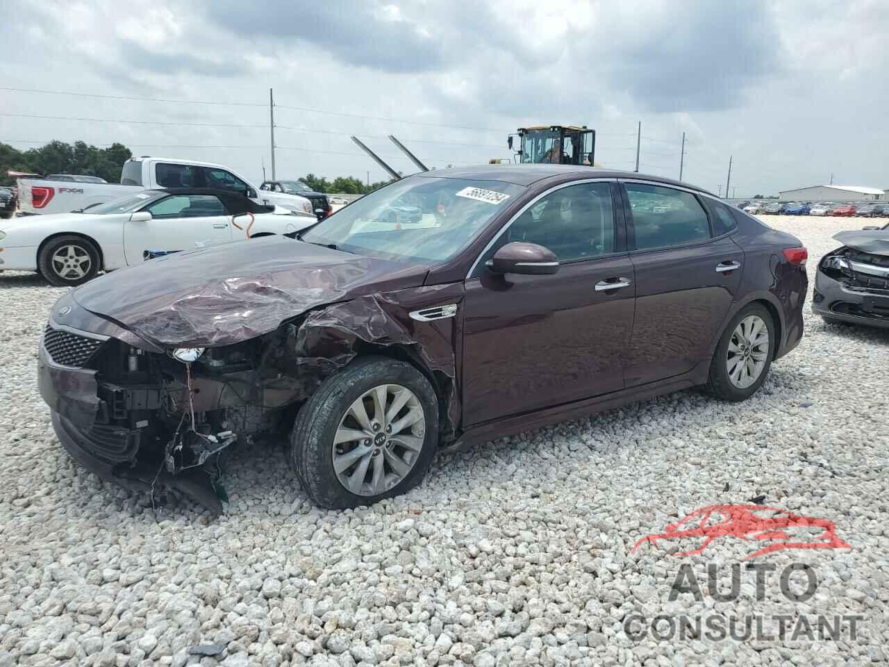 KIA OPTIMA 2018 - 5XXGU4L37JG208070