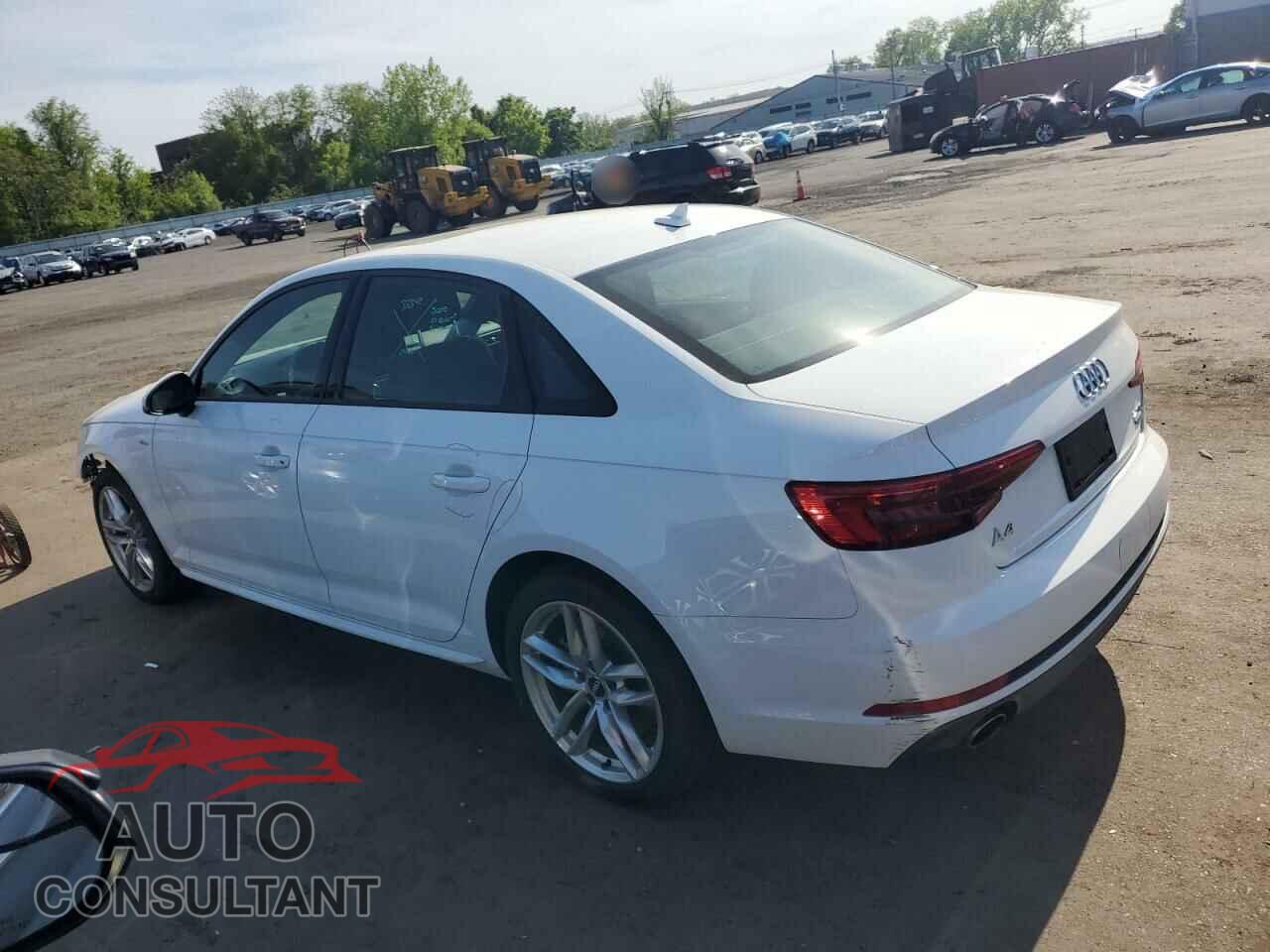 AUDI A4 2017 - WAUDNAF42HN055855