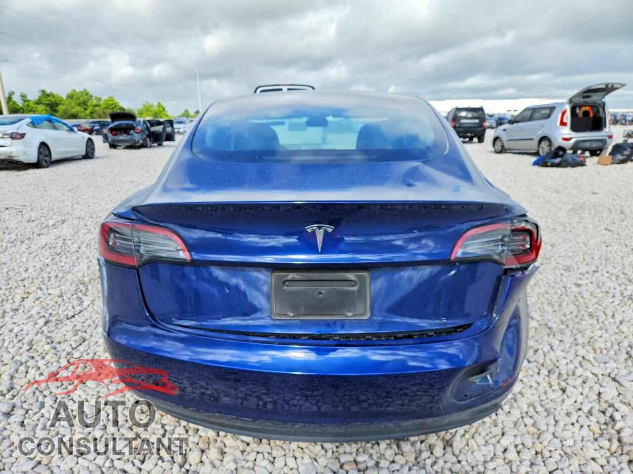 TESLA MODEL 3 2023 - 5YJ3E1EA7PF582955