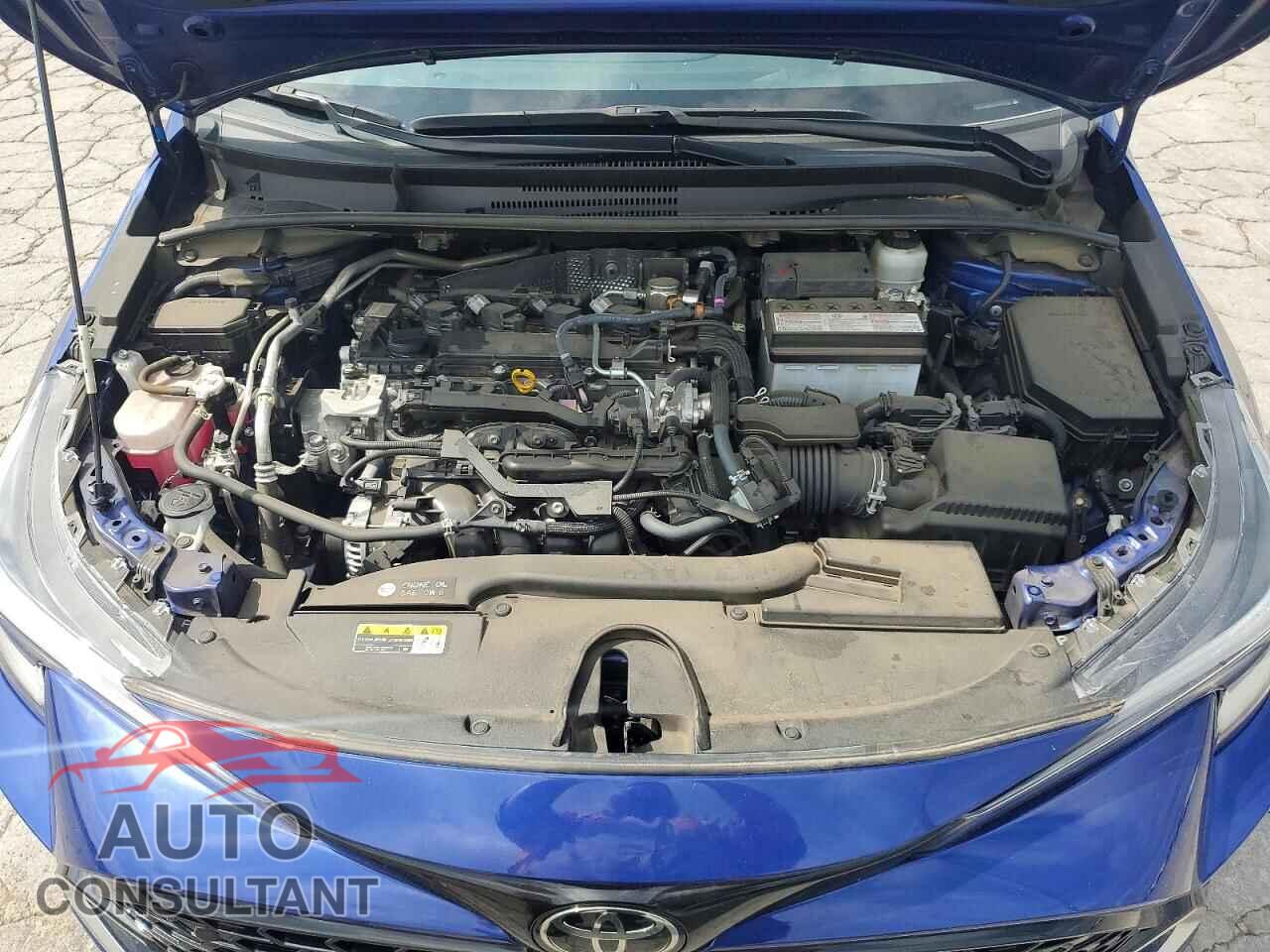 TOYOTA COROLLA 2024 - JTNC4MBE6R3230912